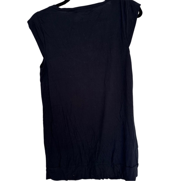 Old Navy Black V-Neck Tank Top - Picture 3 of 3